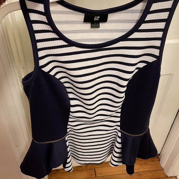 Iz Byer Medium Peplum striped navy blue & white Ruffle top zipper design - Picture 2 of 9